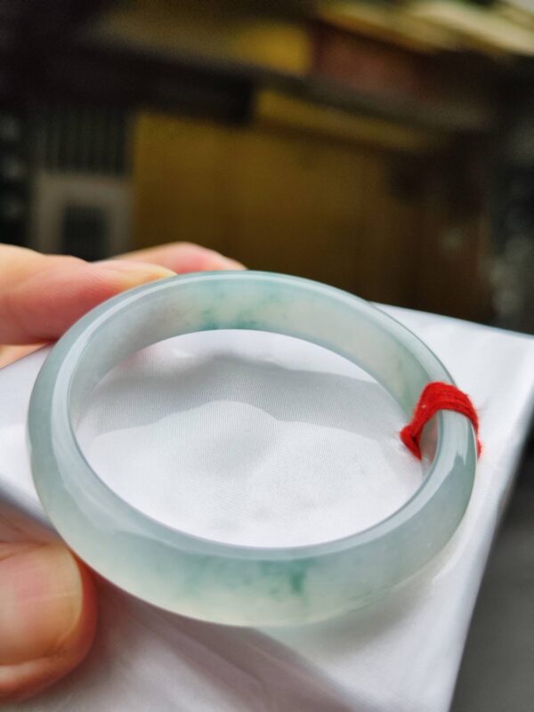 🌸  冰玻飄花正圈手鐲  天然緬甸玉A貨 🌸