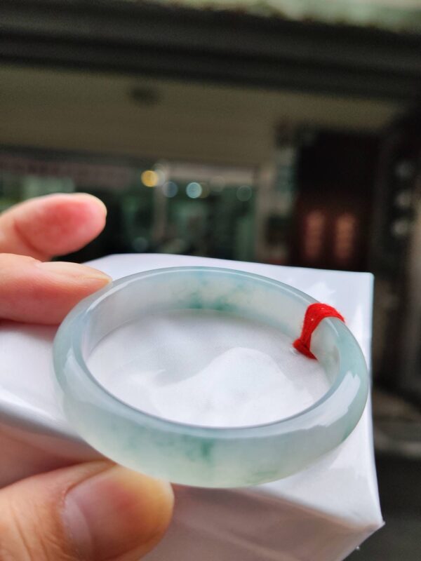 🌸  冰玻飄花正圈手鐲  天然緬甸玉A貨 🌸