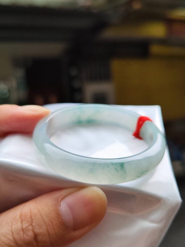 🌸  冰玻飄花正圈手鐲  天然緬甸玉A貨 🌸