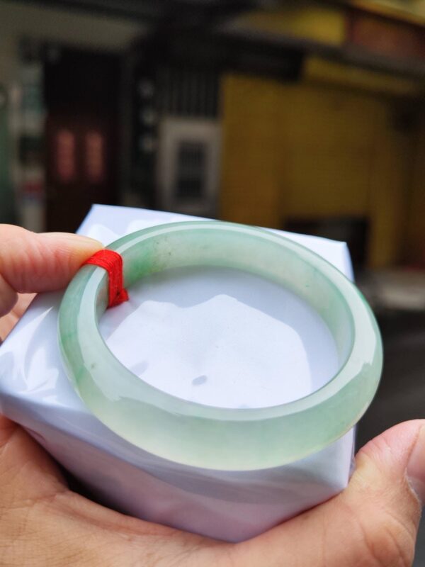 🌸  放光玻璃種正圈手鐲  天然緬甸玉A貨 🌸