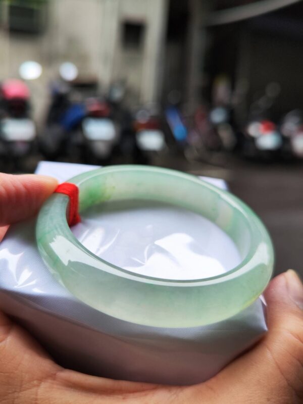 🌸  放光玻璃種正圈手鐲  天然緬甸玉A貨 🌸