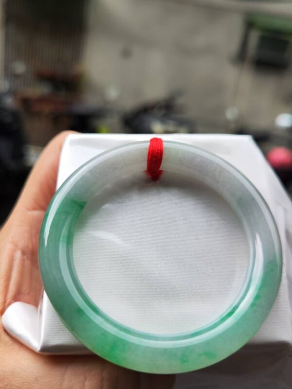 🌸  淡紫飄陽綠正圈圓骨手鐲  天然緬甸玉A貨 🌸