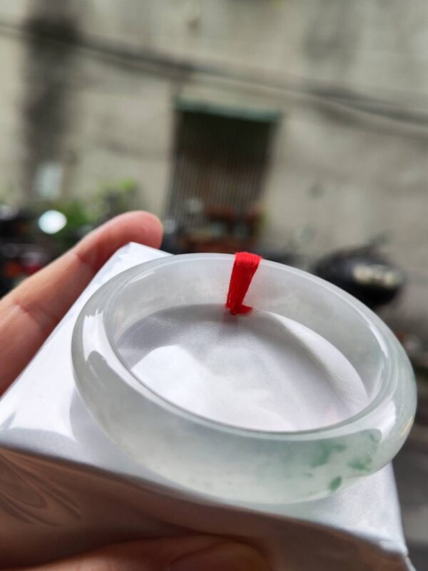 🌸  冰玻璃種飄綠花正圈手鐲  天然緬甸玉A貨 🌸