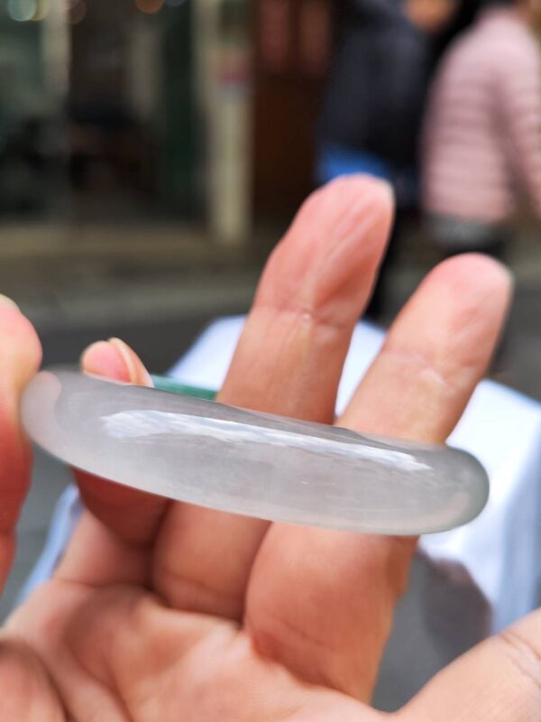 木拿場口 頂級放光玻璃種飄綠花 正圈厚庄手鐲