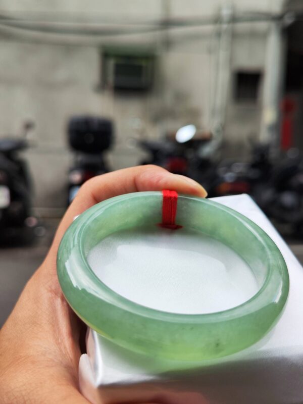 🌸  冰種滿色蘋果綠正圈骨手鐲  天然緬甸玉A貨 🌸