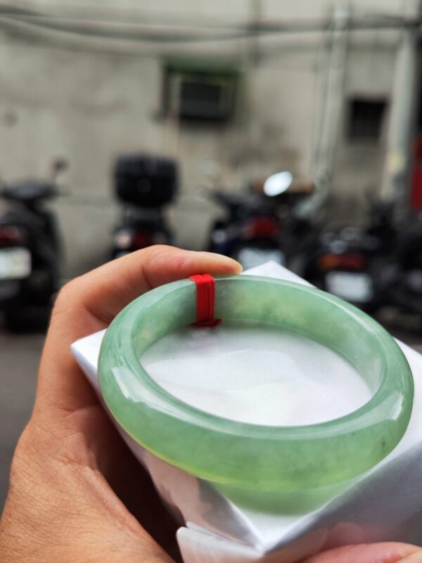 🌸  冰種滿色蘋果綠正圈骨手鐲  天然緬甸玉A貨 🌸