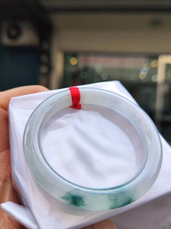 img_6266-2 ✨ 放光玻璃種圓骨飄綠花 正圈手鐲 💚 天然緬甸玉A貨