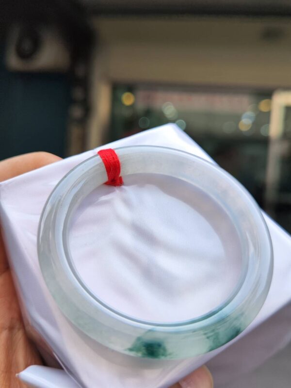 img_6267-2 ✨ 放光玻璃種圓骨飄綠花 正圈手鐲 💚 天然緬甸玉A貨