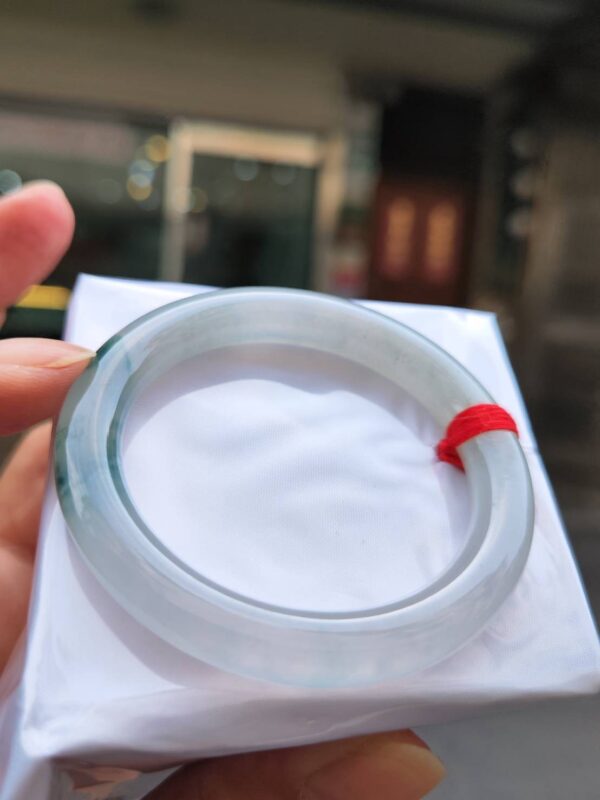 img_6271-2 ✨ 放光玻璃種圓骨飄綠花 正圈手鐲 💚 天然緬甸玉A貨