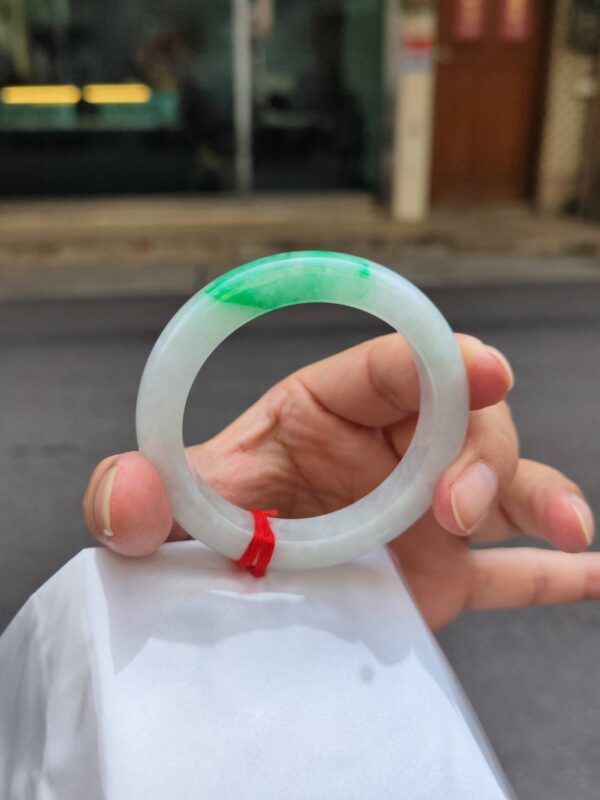 ✨  飄正陽綠 正圈厚庄手鐲 💚 天然緬甸玉A貨