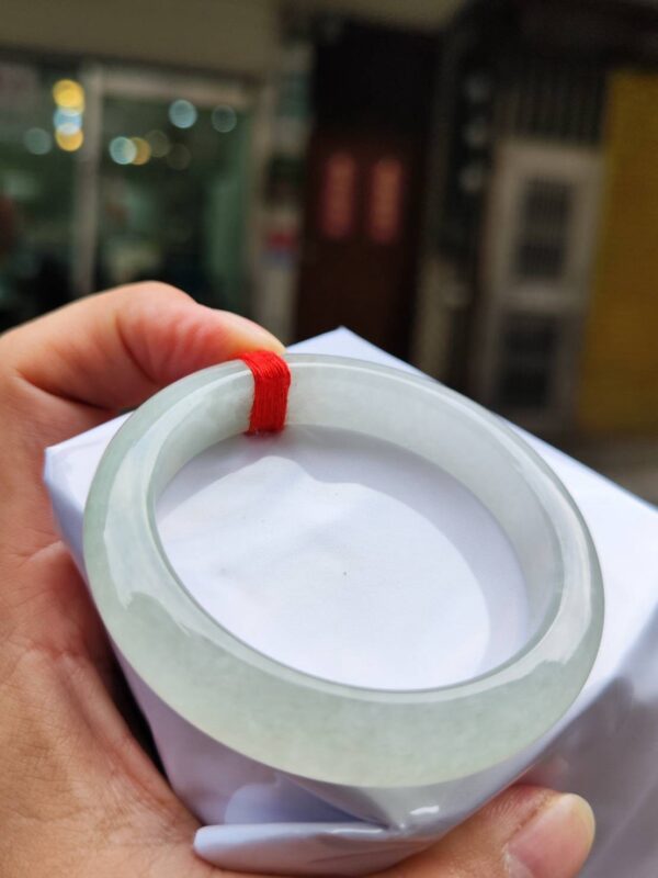 🌸  冰種飄淡綠正圈厚庄手鐲  天然緬甸玉A貨 🌸