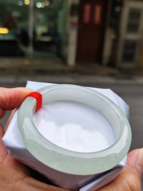 🌸  冰種飄淡綠正圈厚庄手鐲  天然緬甸玉A貨 🌸