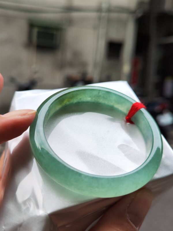 ✨  冰種滿色飄黃 正圈手鐲  💚 天然緬甸玉A貨