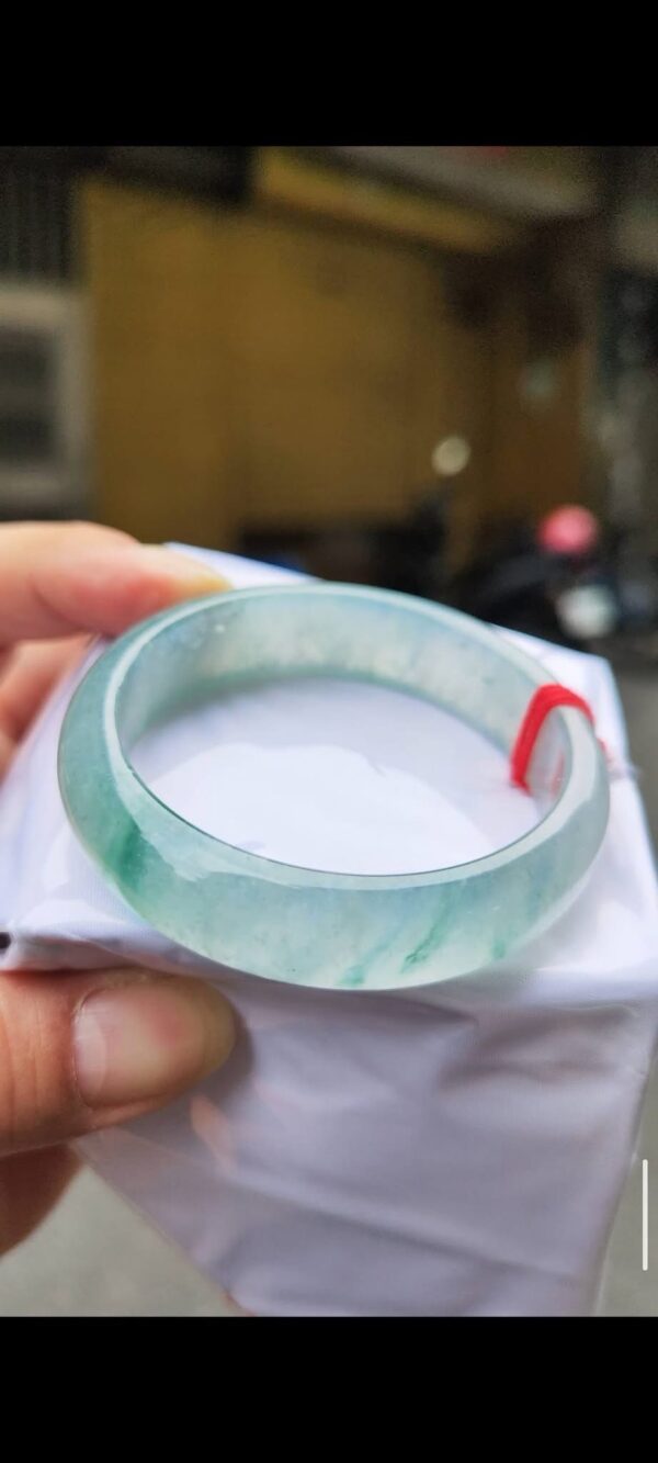 ✨ 木拿場口 頂級放光玻璃種飄綠花 正圈寬版手鐲