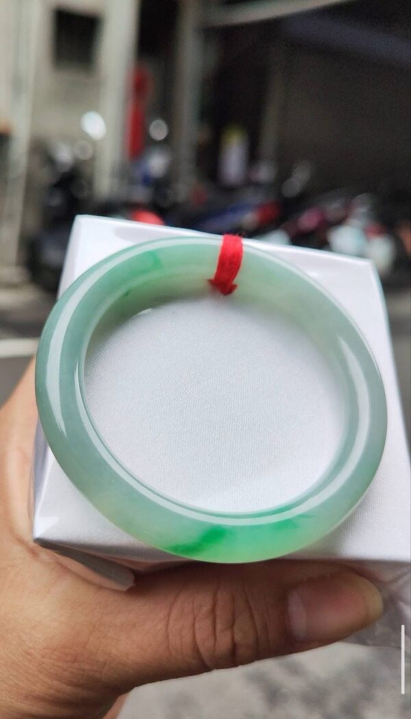 img_6731-2 ✨ 冰種圓骨飄陽綠 正圈手鐲
💚 天然緬甸玉A貨
