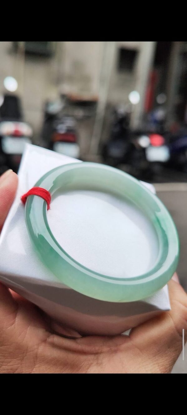 img_6739-2 ✨ 冰種圓骨飄陽綠 正圈手鐲
💚 天然緬甸玉A貨