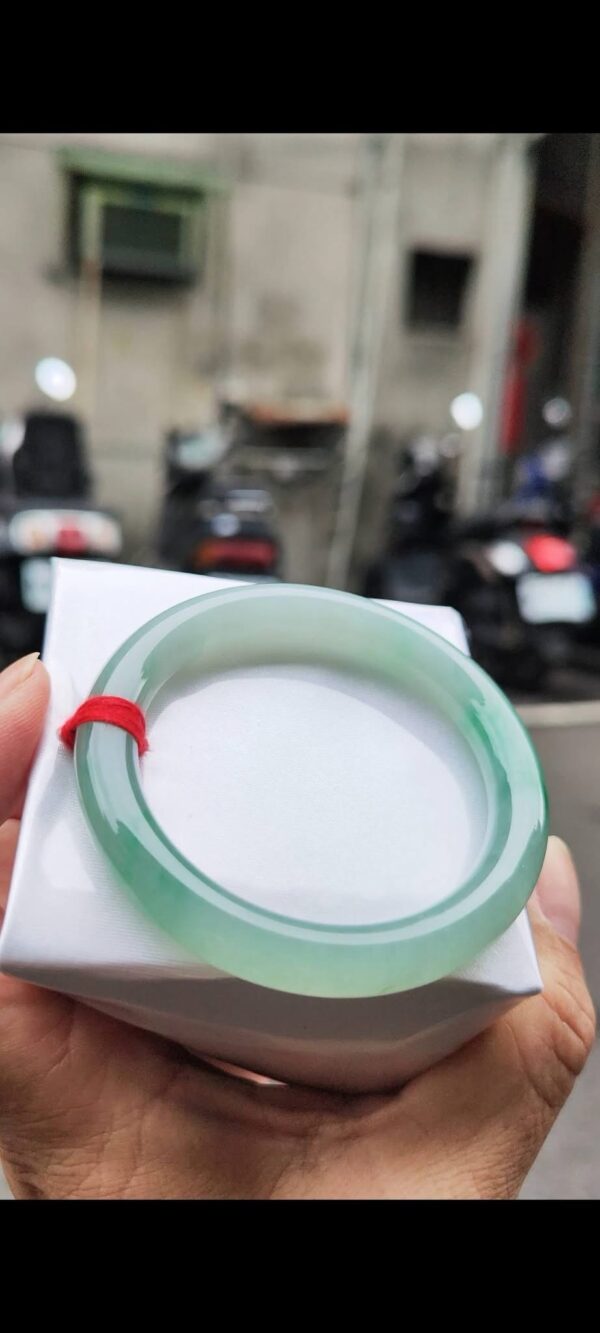 img_6740-2 ✨ 冰種圓骨飄陽綠 正圈手鐲
💚 天然緬甸玉A貨