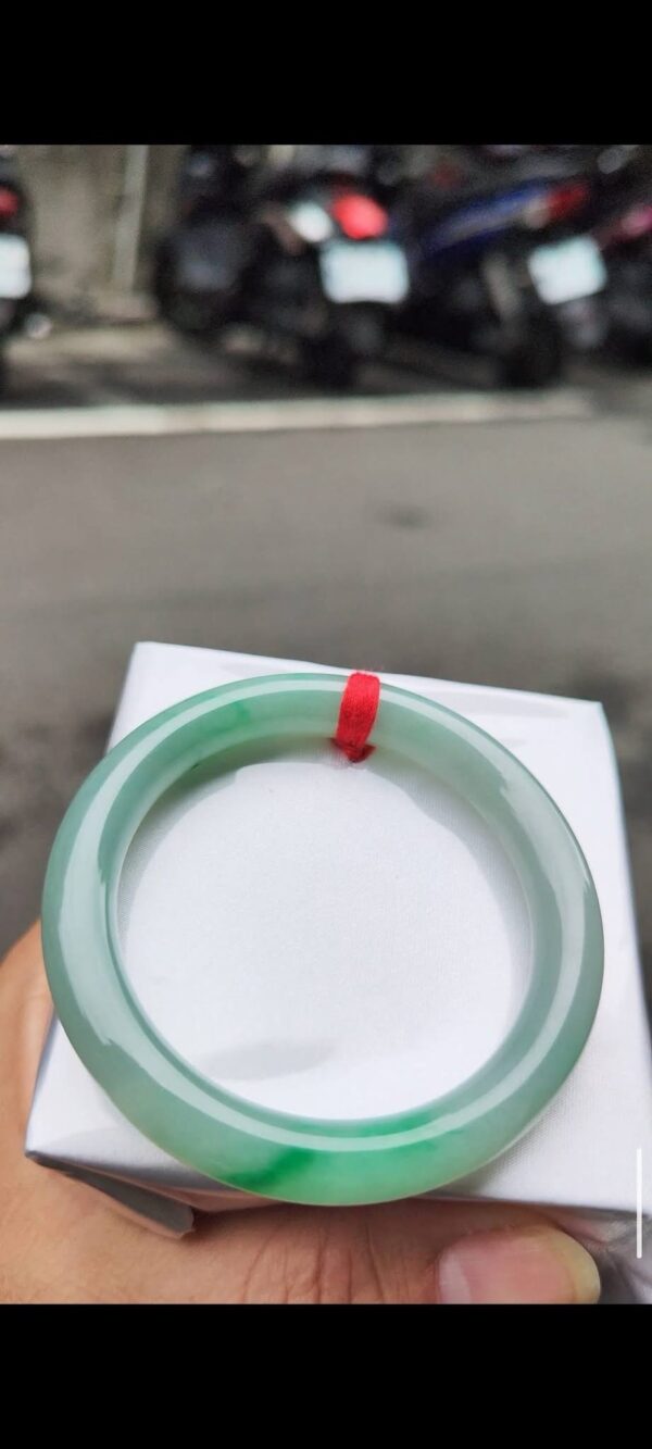 img_6741-2 ✨ 冰種圓骨飄陽綠 正圈手鐲
💚 天然緬甸玉A貨