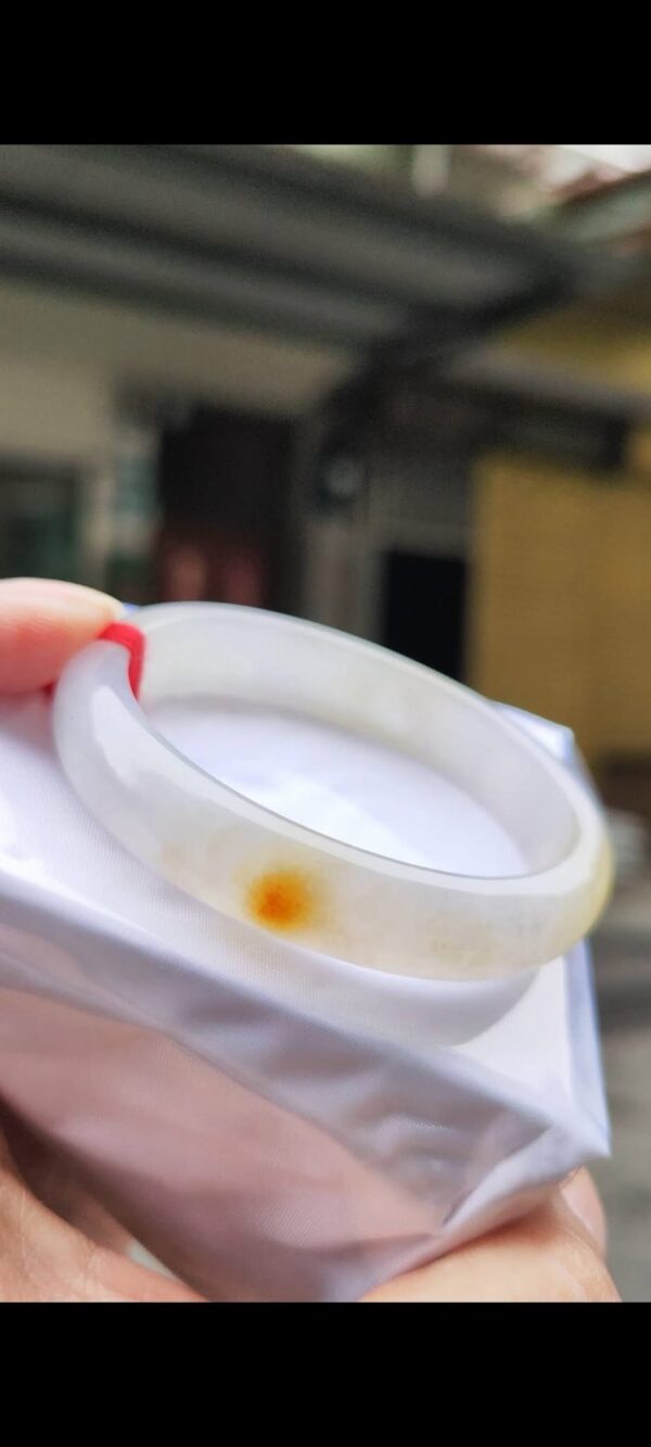 ✨  冰種飄蜜黃 貴妃鐲

💚 天然緬甸玉A貨