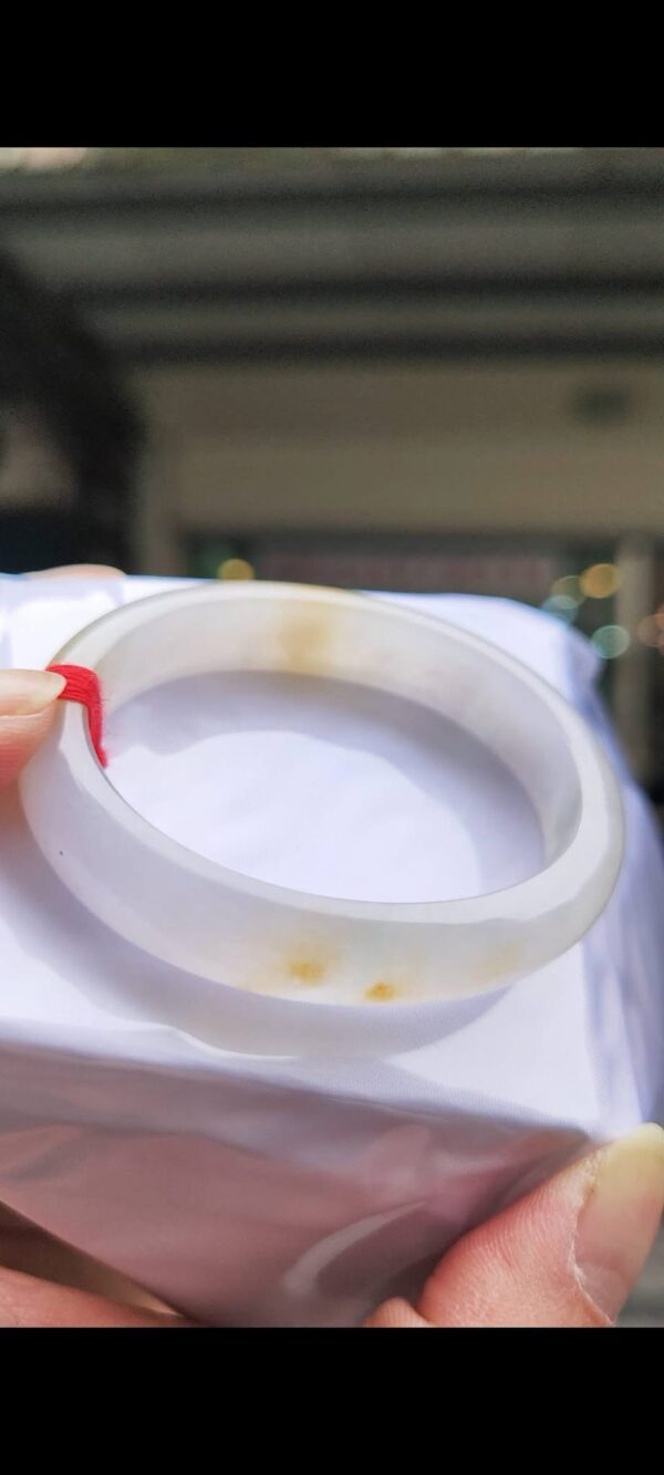 ✨  冰種飄蜜黃 貴妃鐲

💚 天然緬甸玉A貨