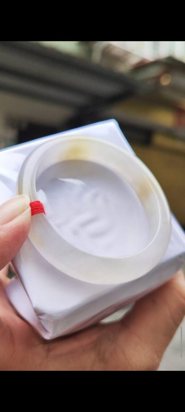 ✨  冰種飄蜜黃 貴妃鐲

💚 天然緬甸玉A貨