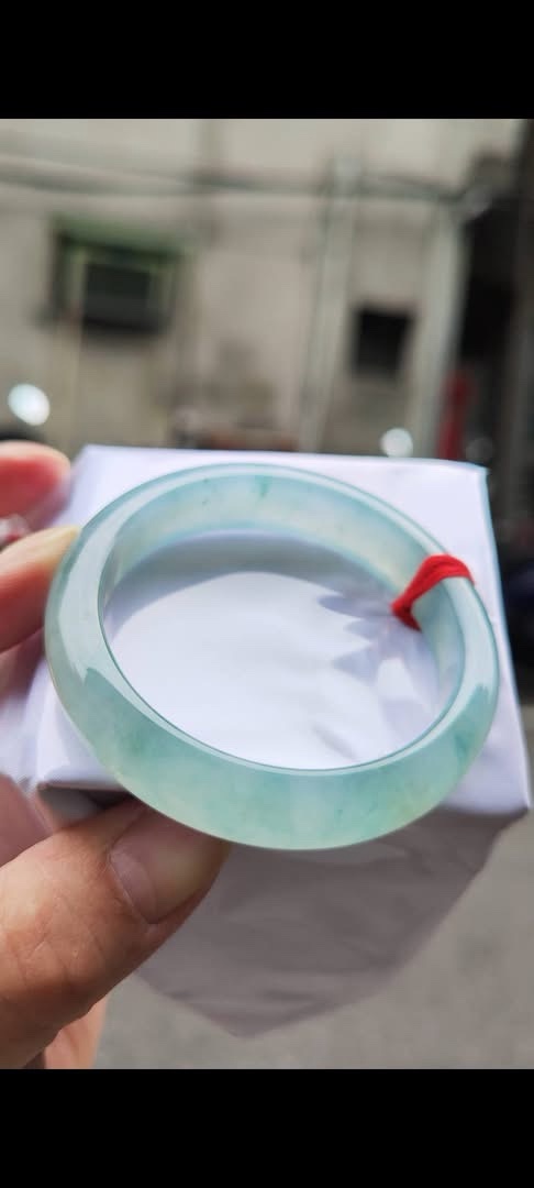 img_6769 ✨ 冰種藍水飄花 正圈手鐲
💚 天然緬甸玉A貨