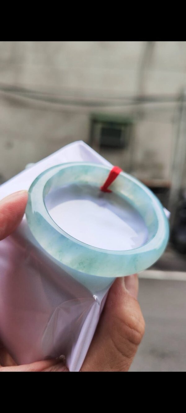 img_6778-2 ✨ 冰種藍水飄花 正圈手鐲
💚 天然緬甸玉A貨