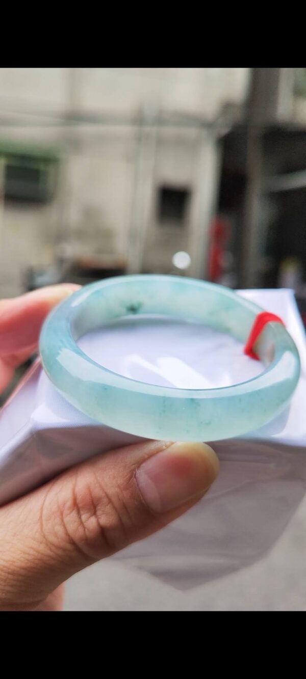 img_6779-2 ✨ 冰種藍水飄花 正圈手鐲
💚 天然緬甸玉A貨