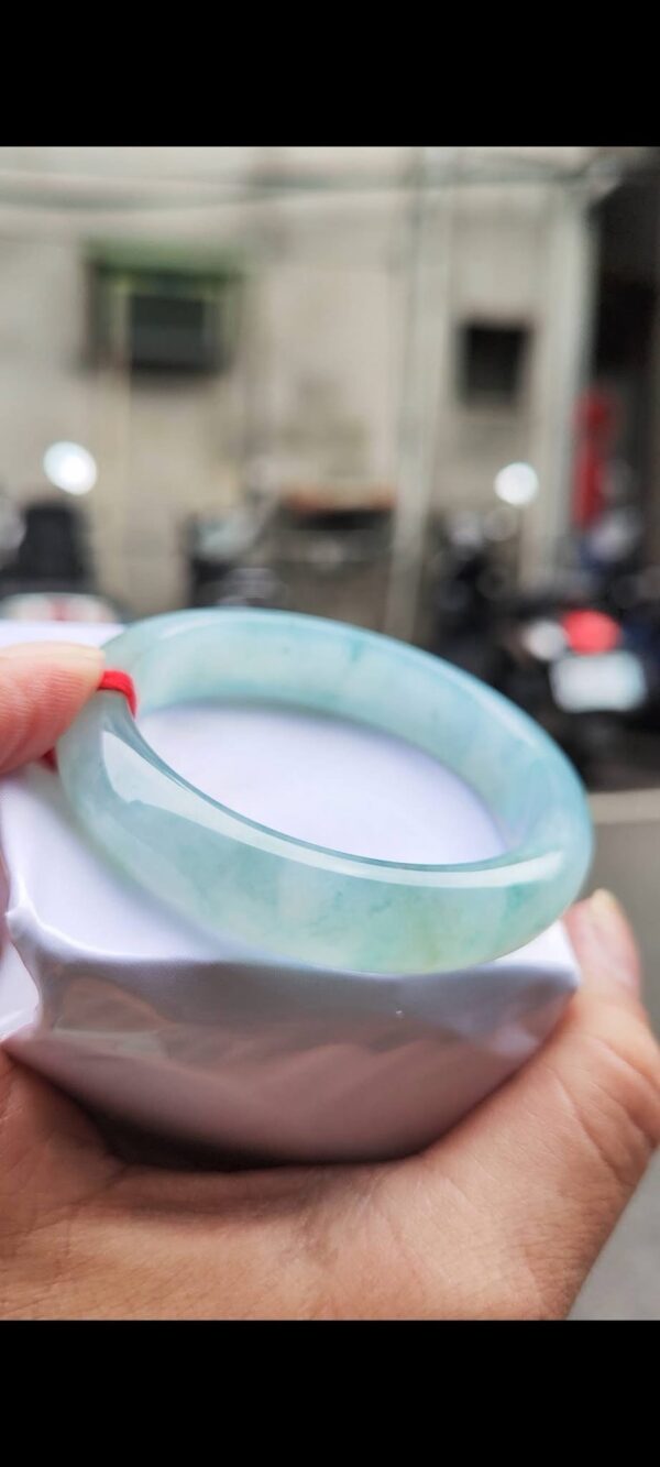 img_6783-2 ✨ 冰種藍水飄花 正圈手鐲
💚 天然緬甸玉A貨