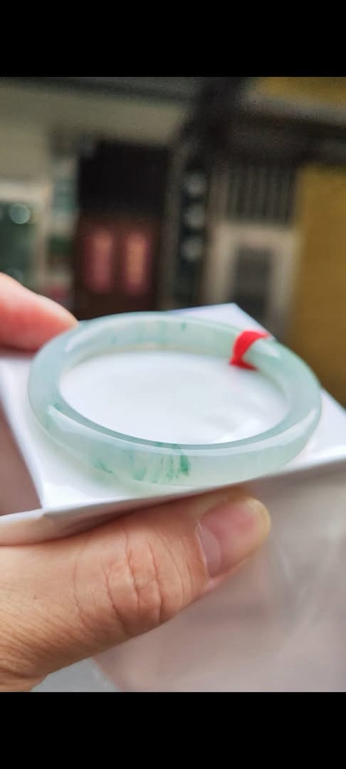 🌸  冰種飄花正圈圓骨手鐲  天然緬甸玉A貨 🌸