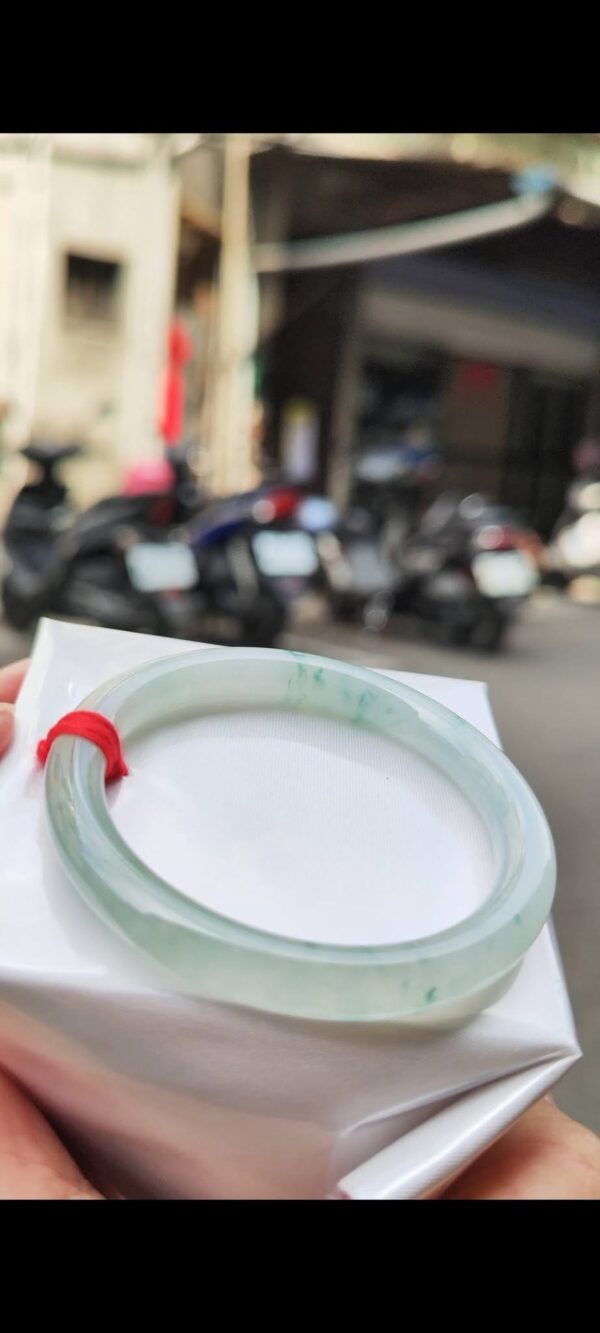 🌸  冰種飄花正圈圓骨手鐲  天然緬甸玉A貨 🌸