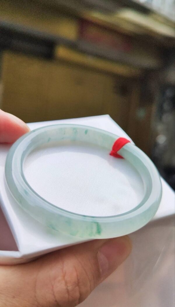 🌸  冰種飄花正圈圓骨手鐲  天然緬甸玉A貨 🌸