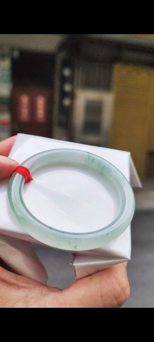 🌸  冰種飄花正圈圓骨手鐲  天然緬甸玉A貨 🌸