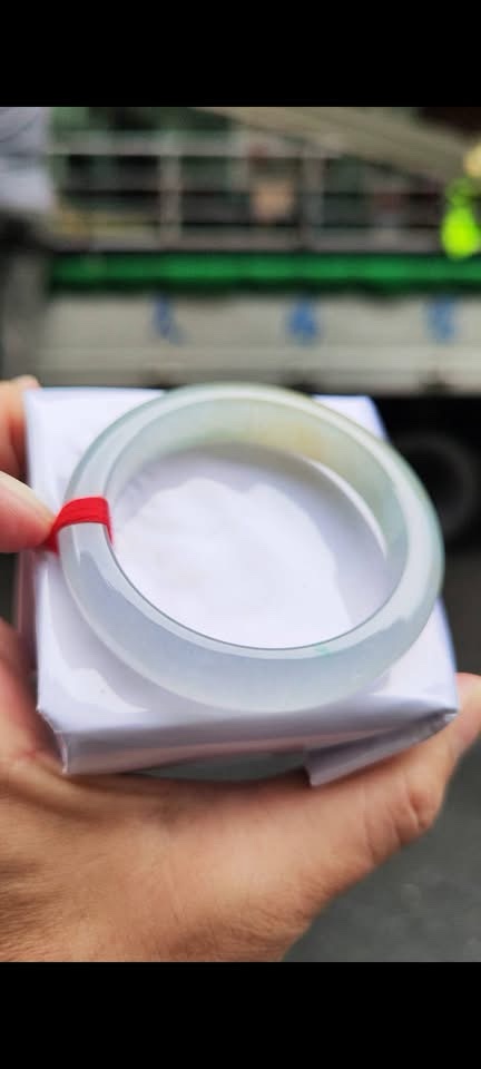 ✨  放光玻璃種三彩 正圈厚庄手鐲💚 天然緬甸玉A貨