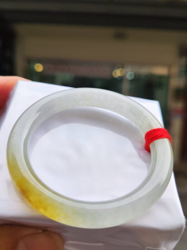 img_7778 ✨ 飄蜜黃放光玻璃種正圈圓骨手鐲
💚 天然緬甸玉A貨