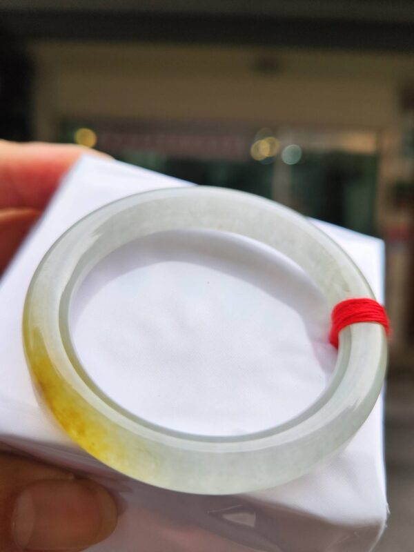 img_7779 ✨ 飄蜜黃放光玻璃種正圈圓骨手鐲
💚 天然緬甸玉A貨