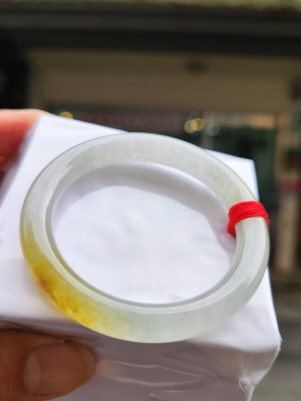 img_7782 ✨ 飄蜜黃放光玻璃種正圈圓骨手鐲
💚 天然緬甸玉A貨