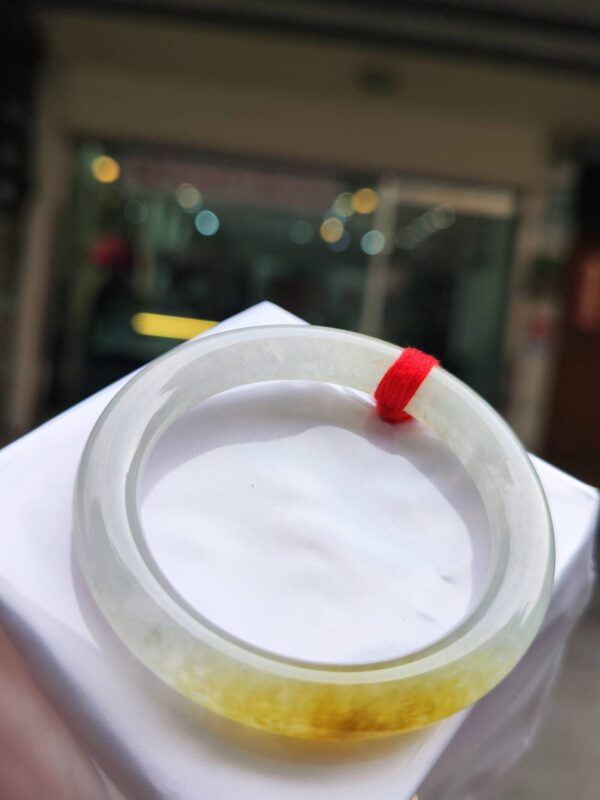 img_7783 ✨ 飄蜜黃放光玻璃種正圈圓骨手鐲
💚 天然緬甸玉A貨