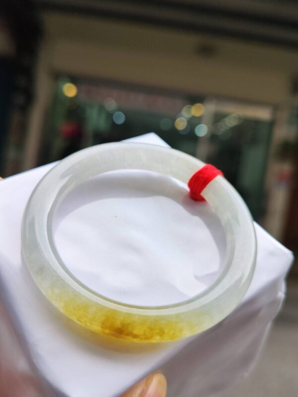 img_7784 ✨ 飄蜜黃放光玻璃種正圈圓骨手鐲
💚 天然緬甸玉A貨