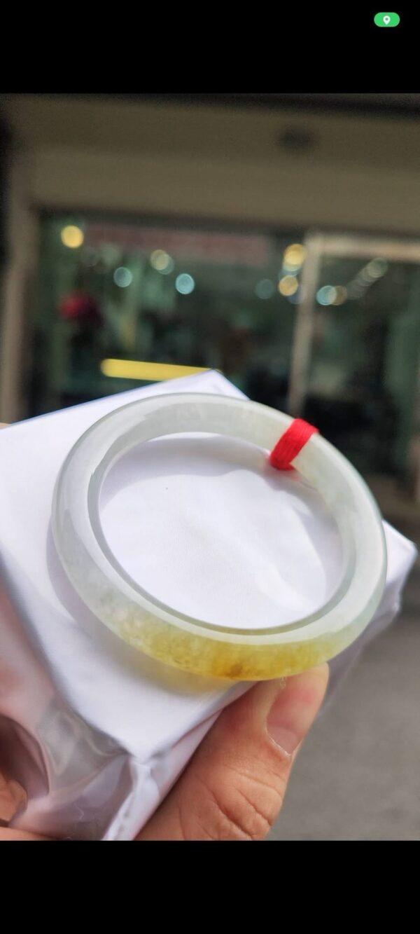 img_7791 ✨ 飄蜜黃放光玻璃種正圈圓骨手鐲
💚 天然緬甸玉A貨