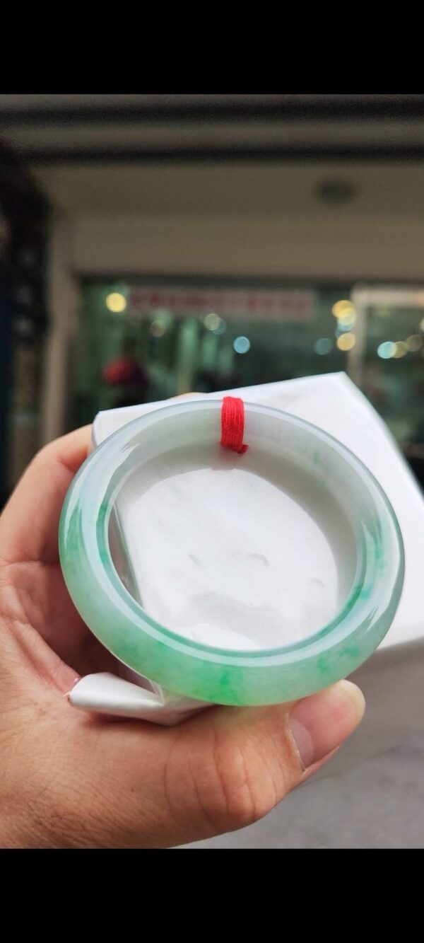 img_7800 ✨ 冰芙蓉種飄陽綠 正圈手鐲
💚 天然緬甸玉A貨