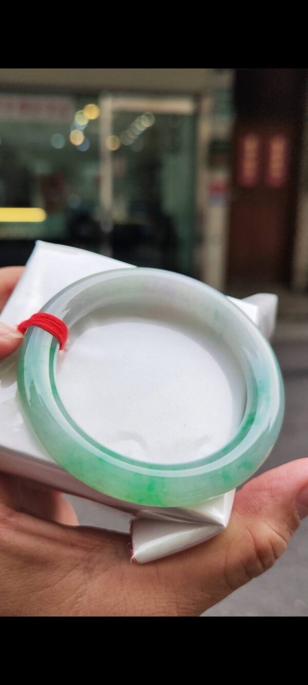 img_7804 ✨ 冰芙蓉種飄陽綠 正圈手鐲
💚 天然緬甸玉A貨