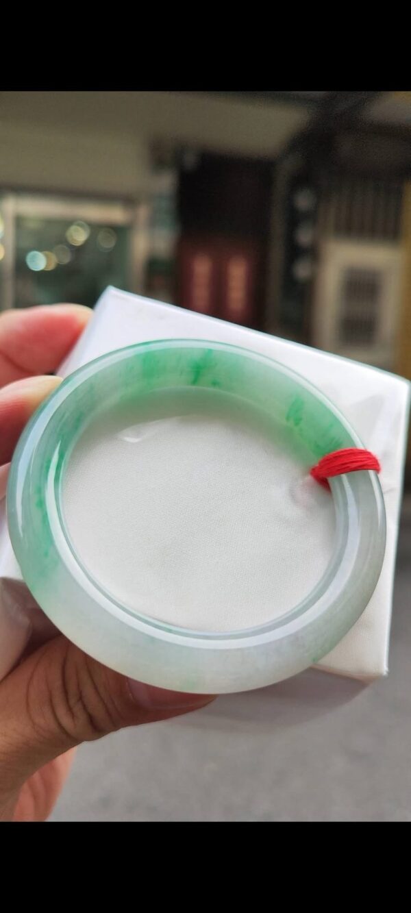 img_7806 ✨ 冰芙蓉種飄陽綠 正圈手鐲
💚 天然緬甸玉A貨