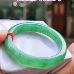 🌸  冰透滿陽綠貴妃鐲  天然緬甸玉A貨 🌸