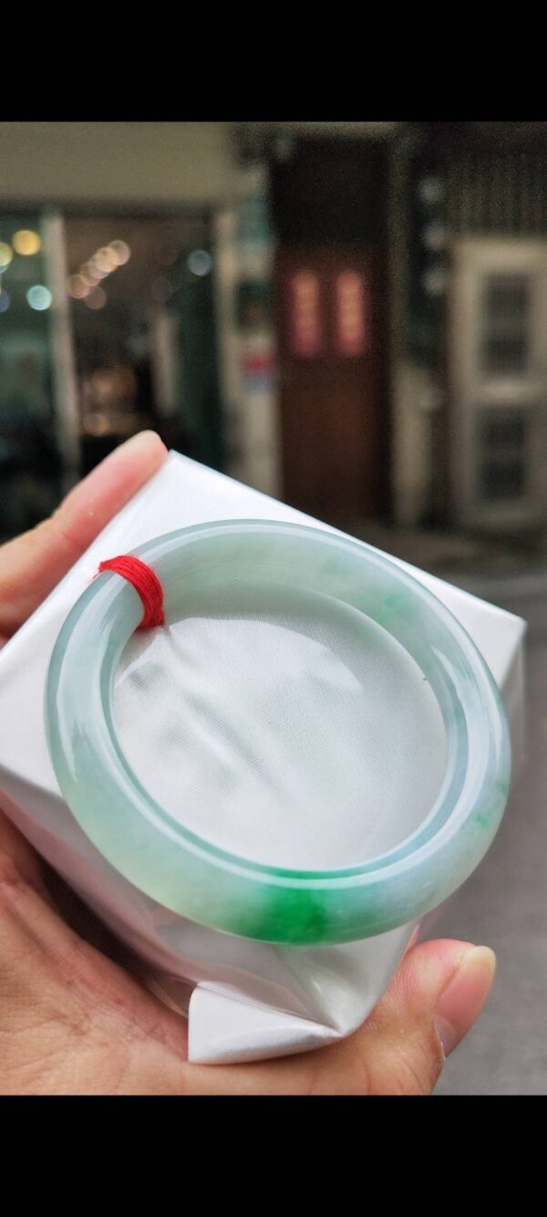 ✨  冰芙蓉種飄陽綠 正圈圓骨手鐲