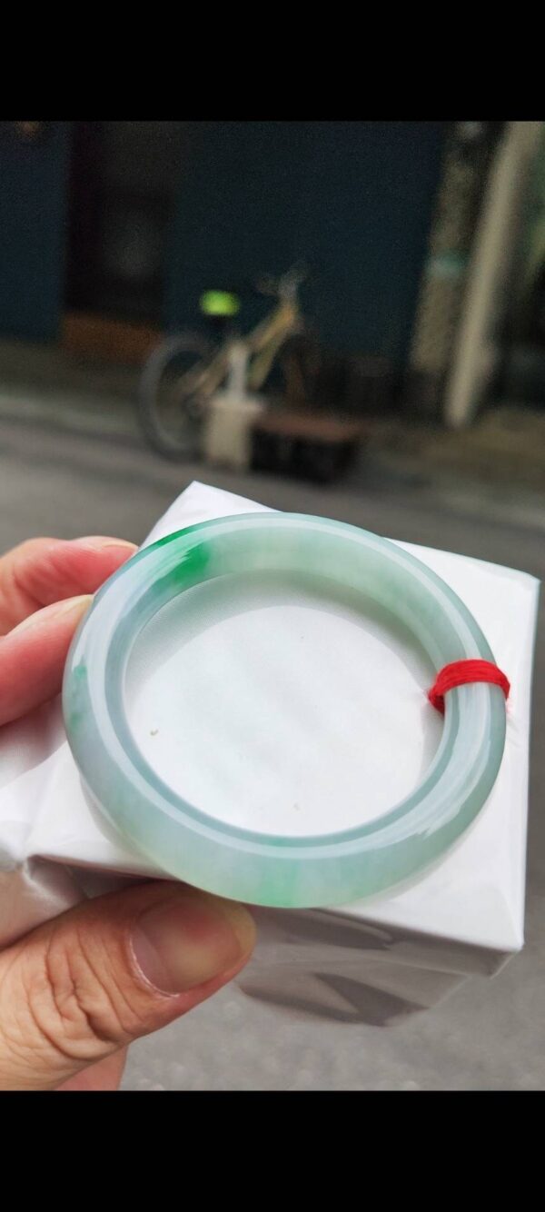 ✨  冰芙蓉種飄陽綠 正圈圓骨手鐲