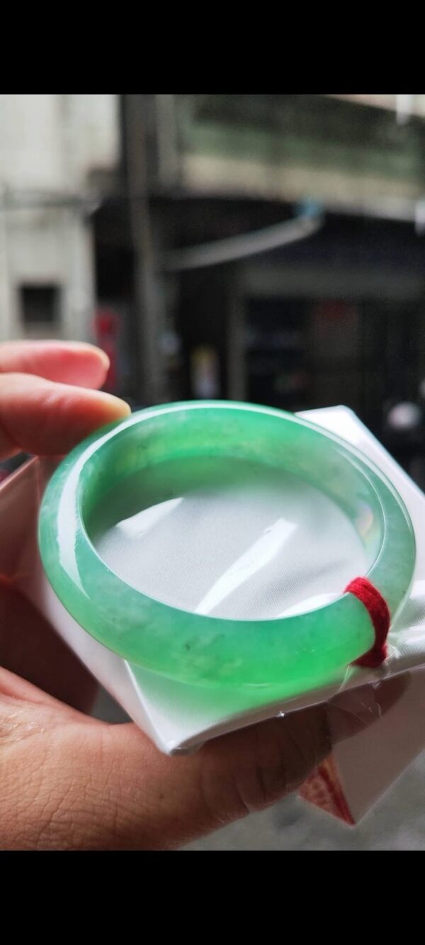 ✨ 冰種飄陽綠 正圈手鐲💚 天然緬甸玉A貨