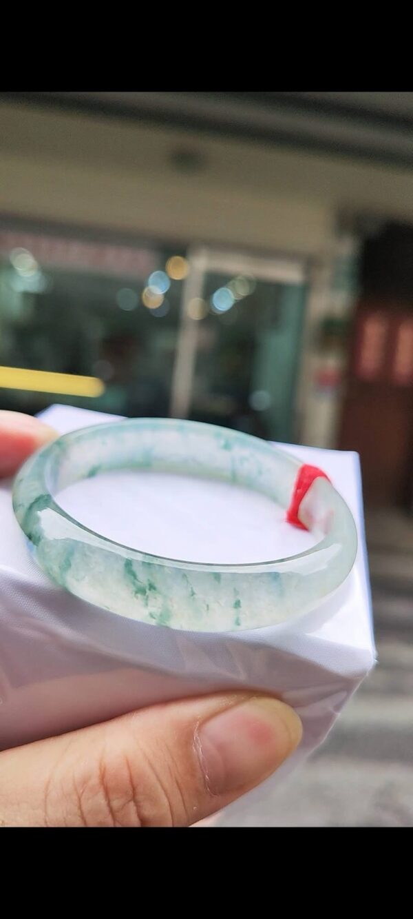 img_1574 ✨ 頂級放光玻璃種飄綠花 正圈手鐲
💚 天然緬甸玉A貨