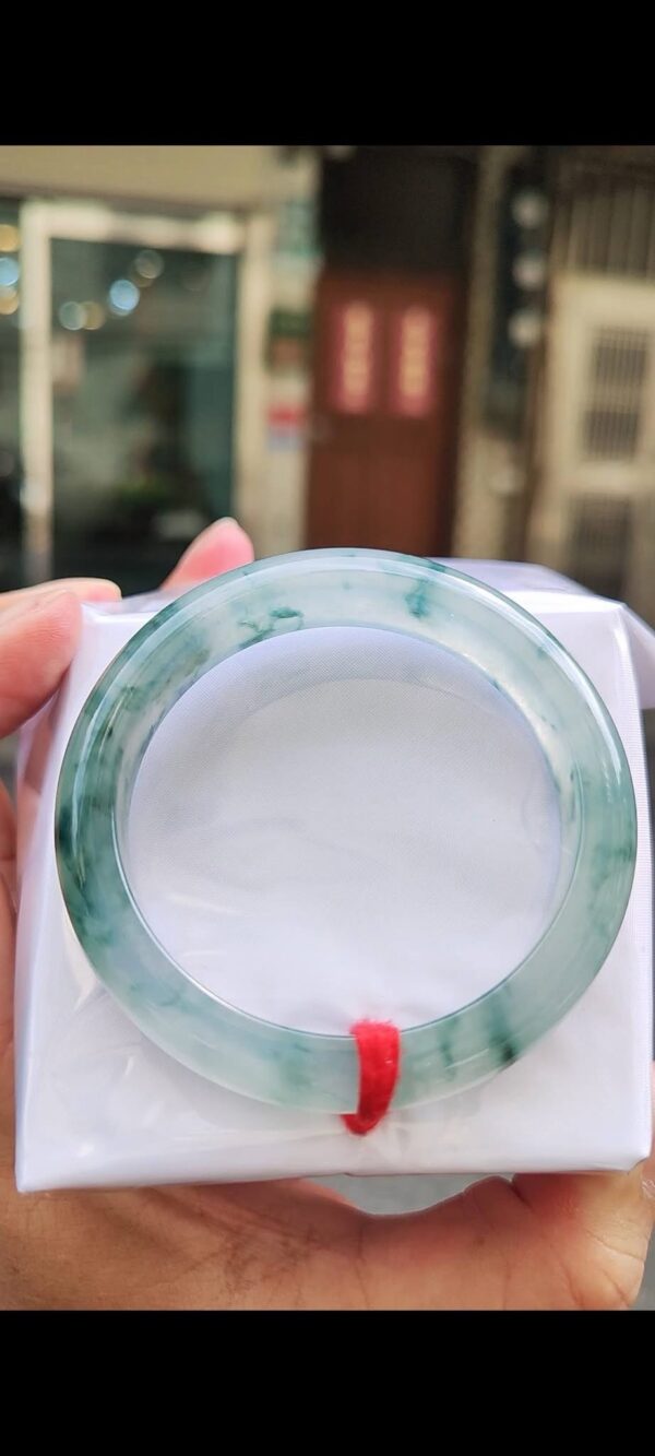 img_1919 ✨ 頂級放光玻璃種飄花正圈手鐲
💚 天然緬甸玉A貨