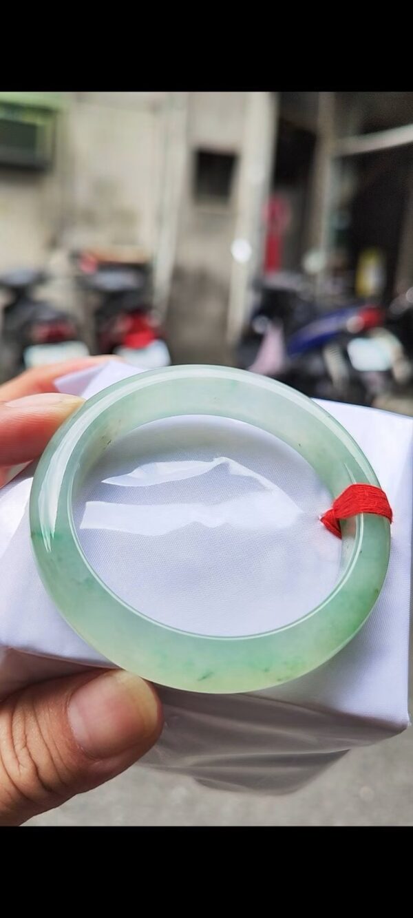 img_4944 ✨ 滿色放光玻璃種正圈手鐲💚 天然緬甸玉A貨